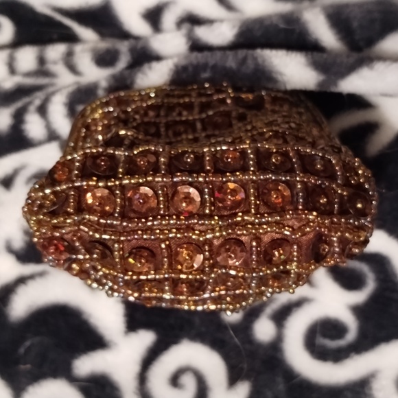 Vintage style clasp coin purse - Picture 3 of 3